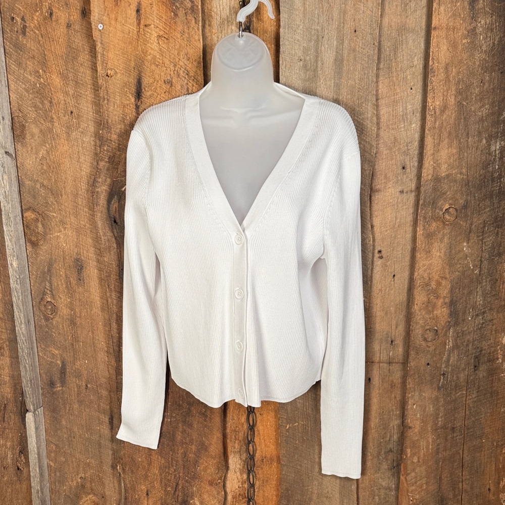 Halogen White V-Neck Cardigan Sweater